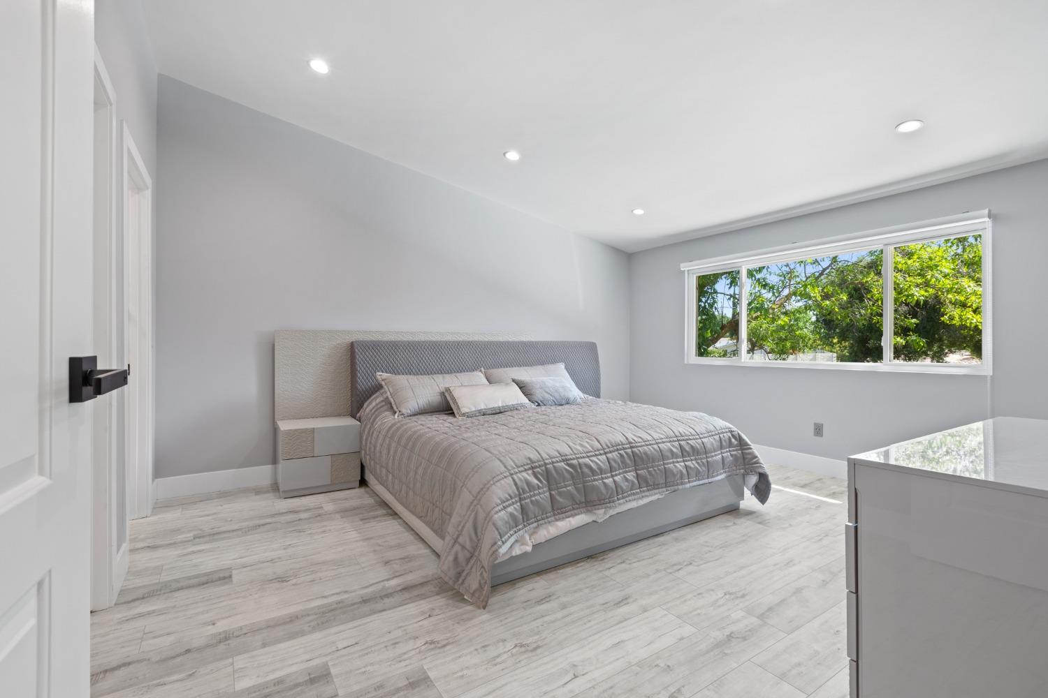 8117 Glen Canyon Court