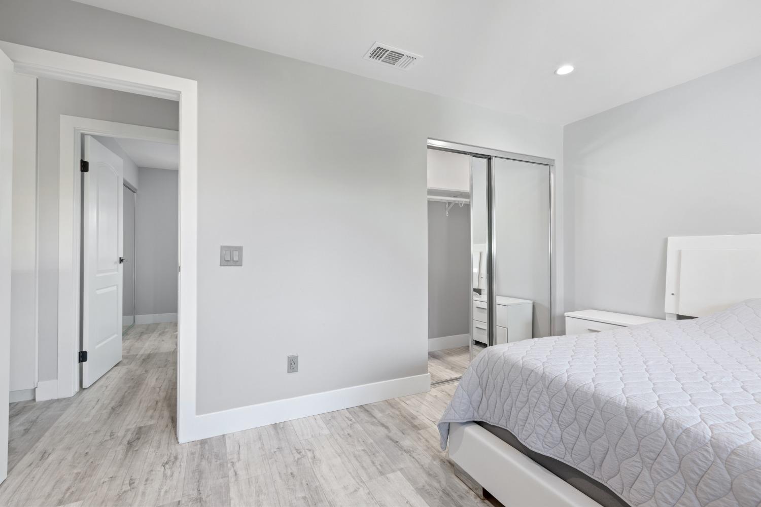 8117 Glen Canyon Court