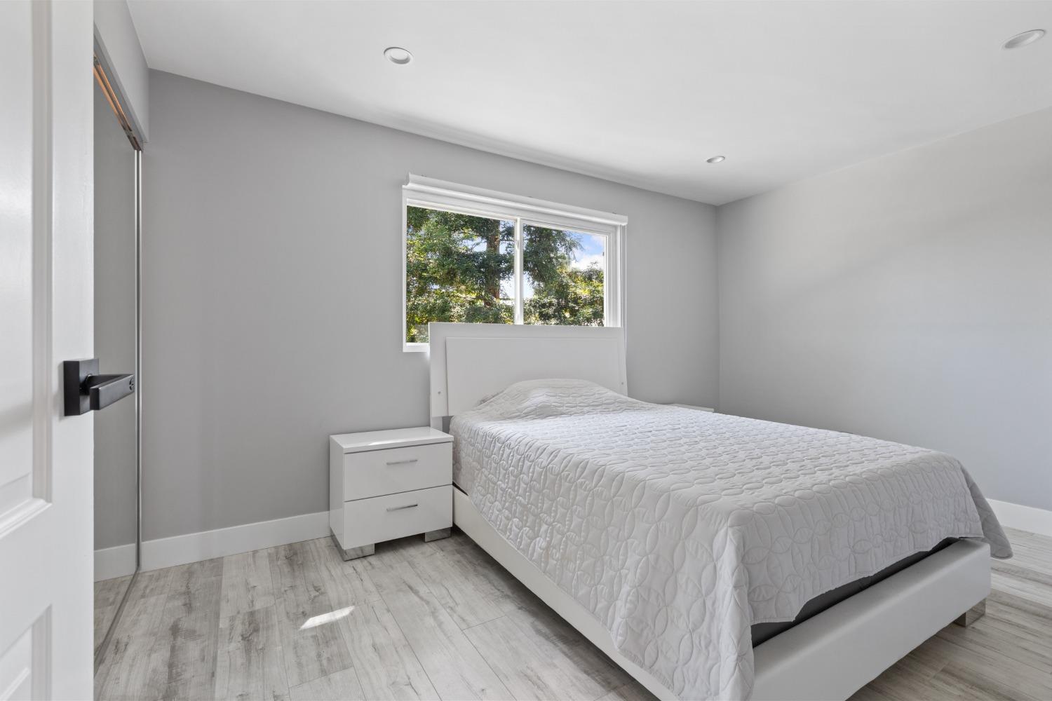 8117 Glen Canyon Court