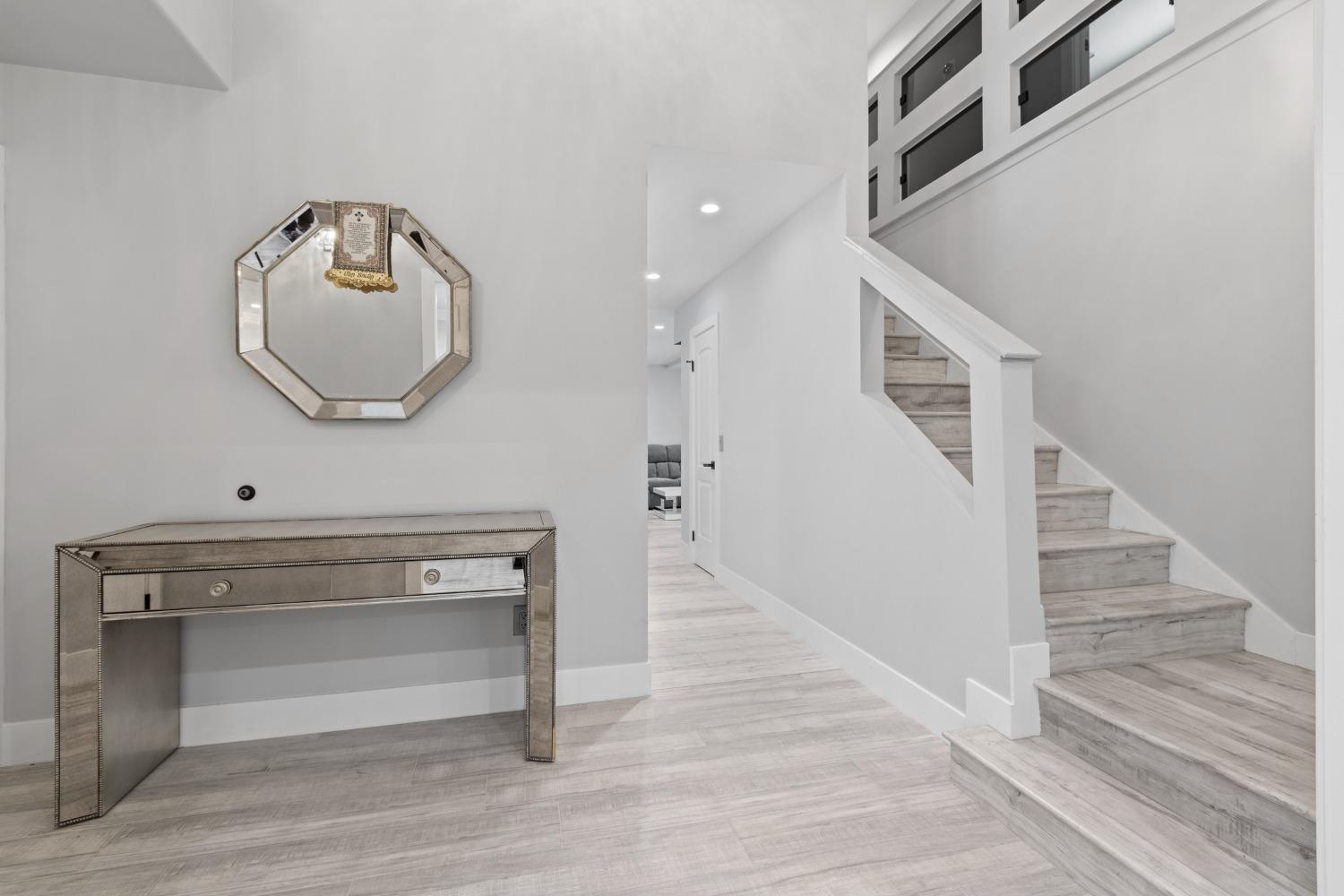 8117 Glen Canyon Court