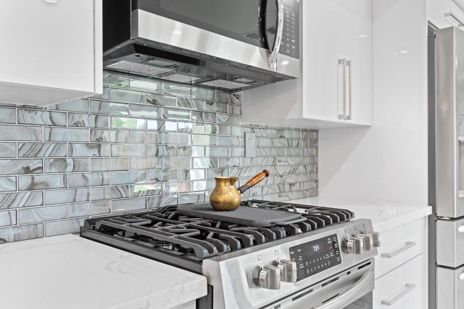 8117 Glen Canyon Court