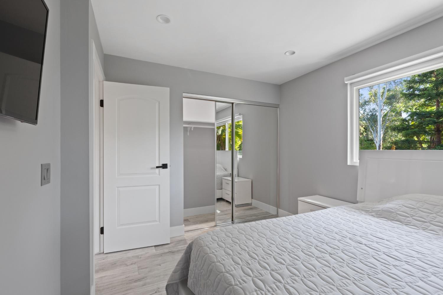 8117 Glen Canyon Court