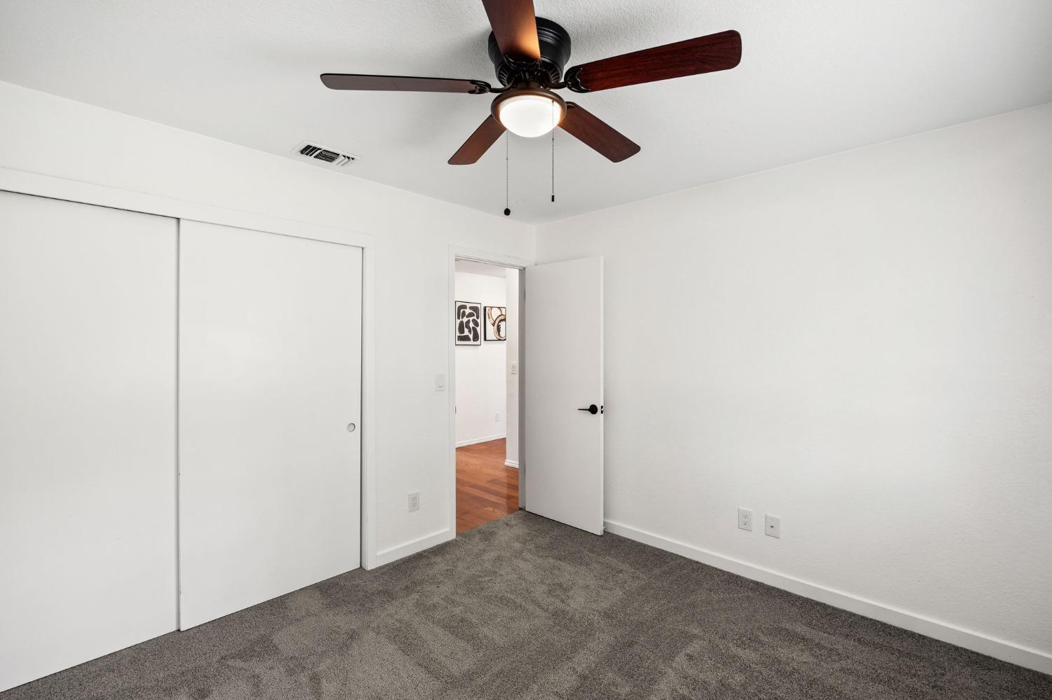 1802 Los Robles Boulevard