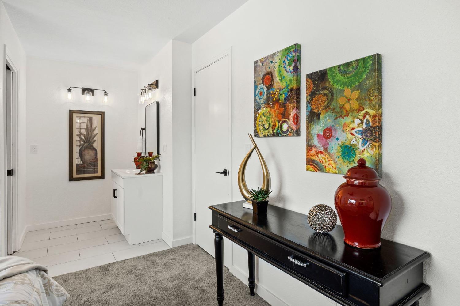 1802 Los Robles Boulevard