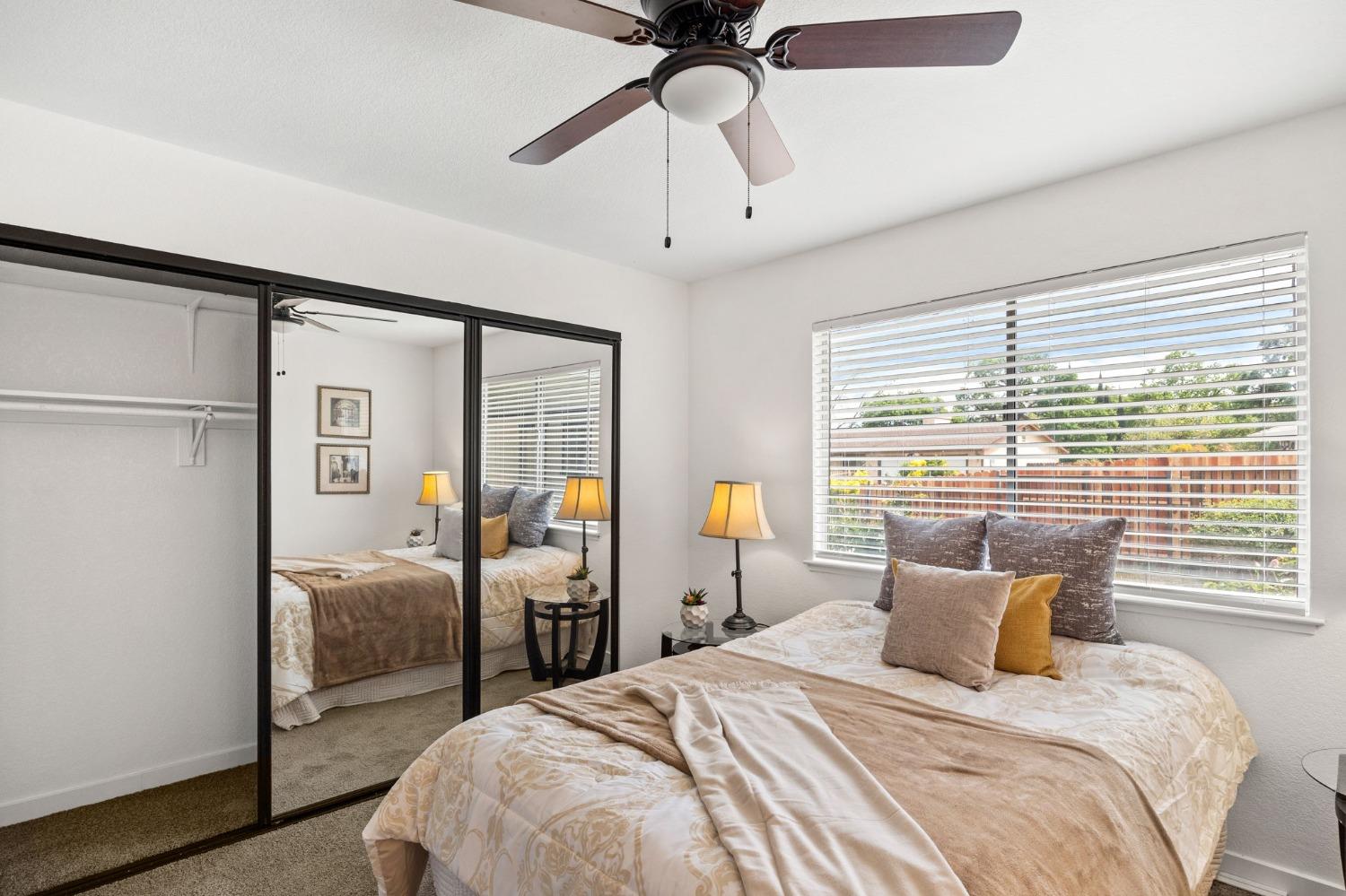 1802 Los Robles Boulevard