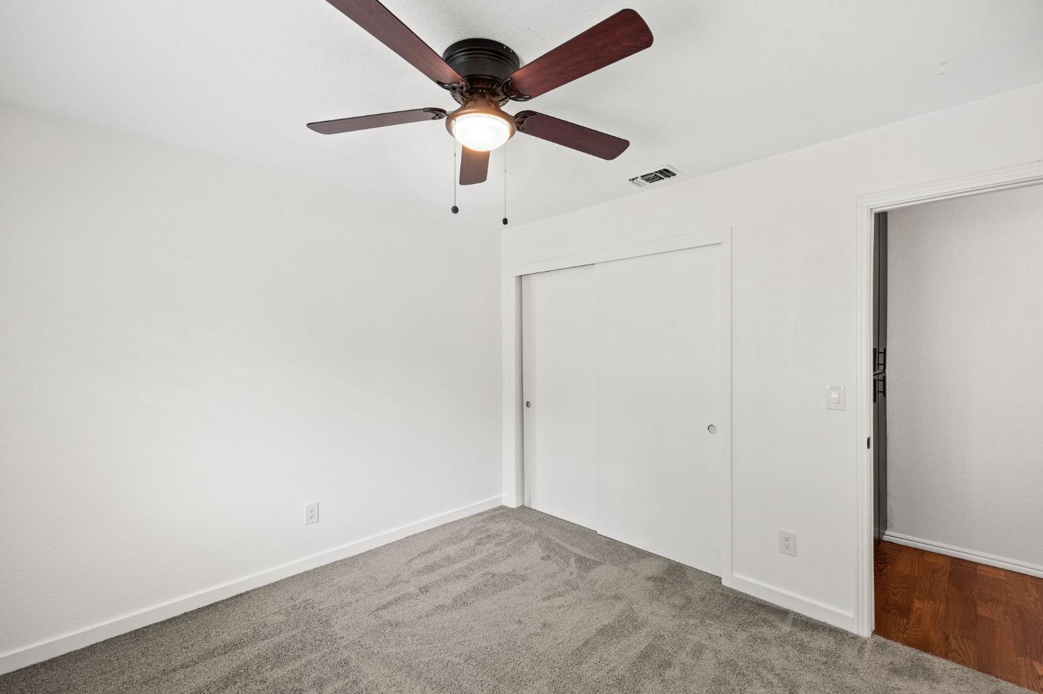 1802 Los Robles Boulevard