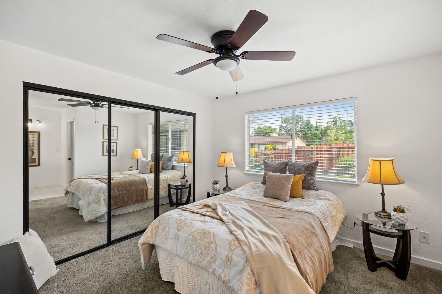 1802 Los Robles Boulevard