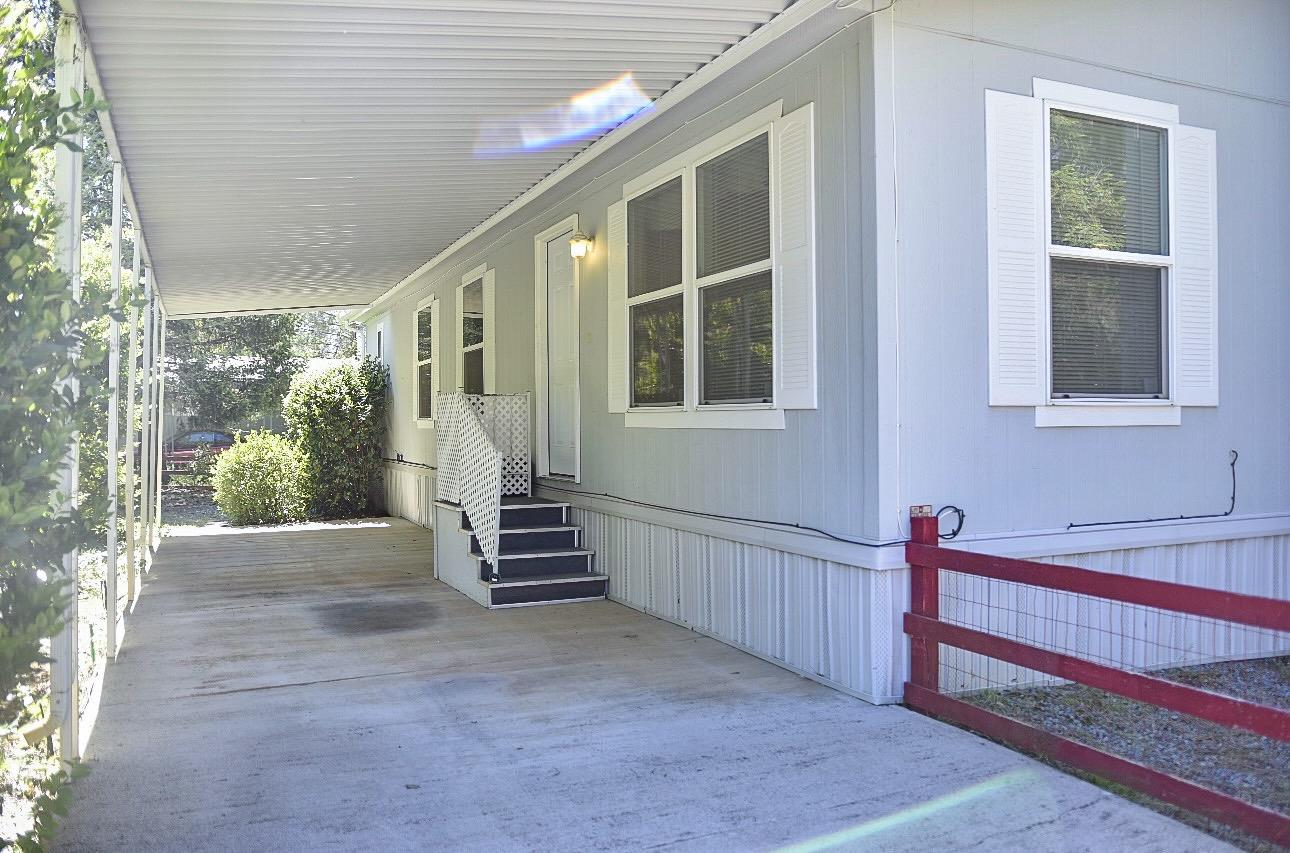 9461 State Highway 193 8