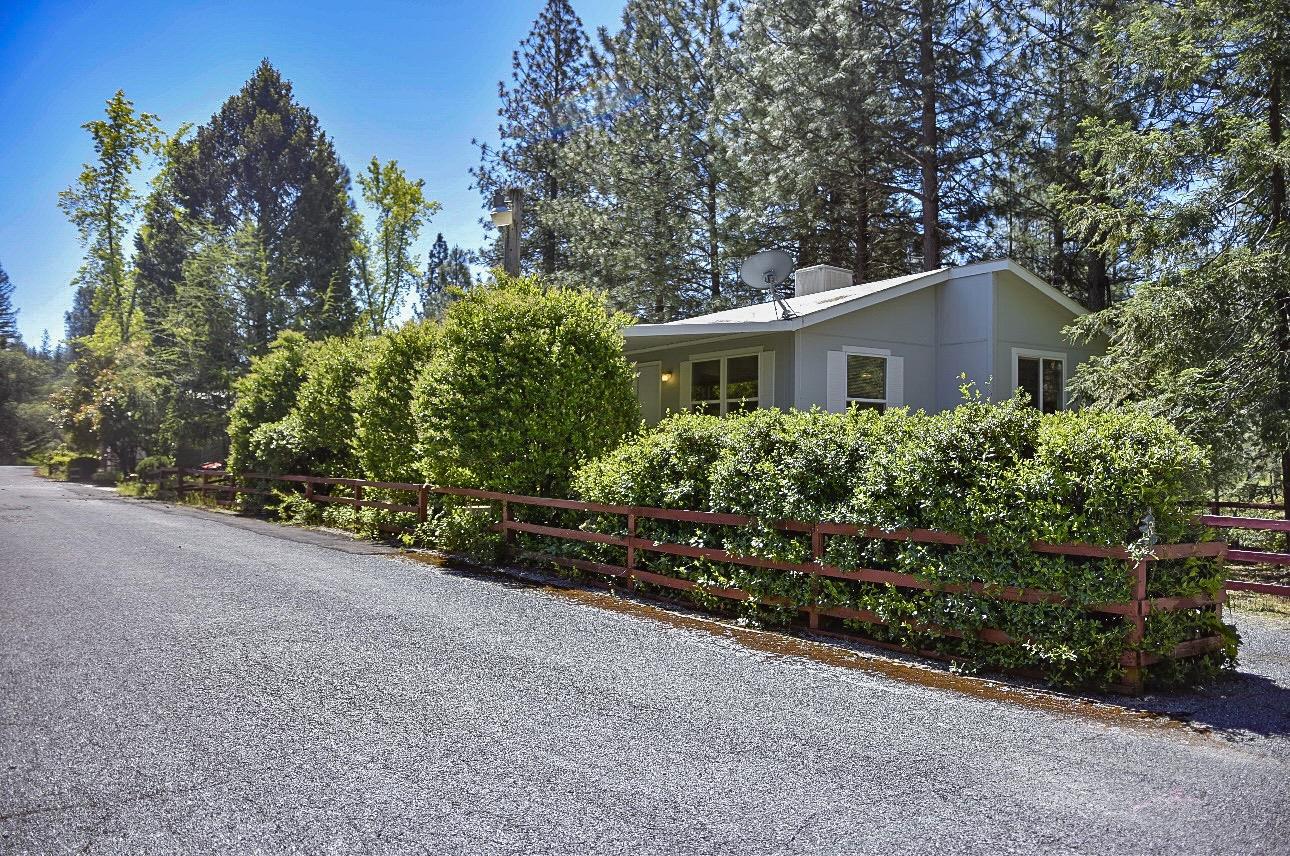 9461 State Highway 193 8