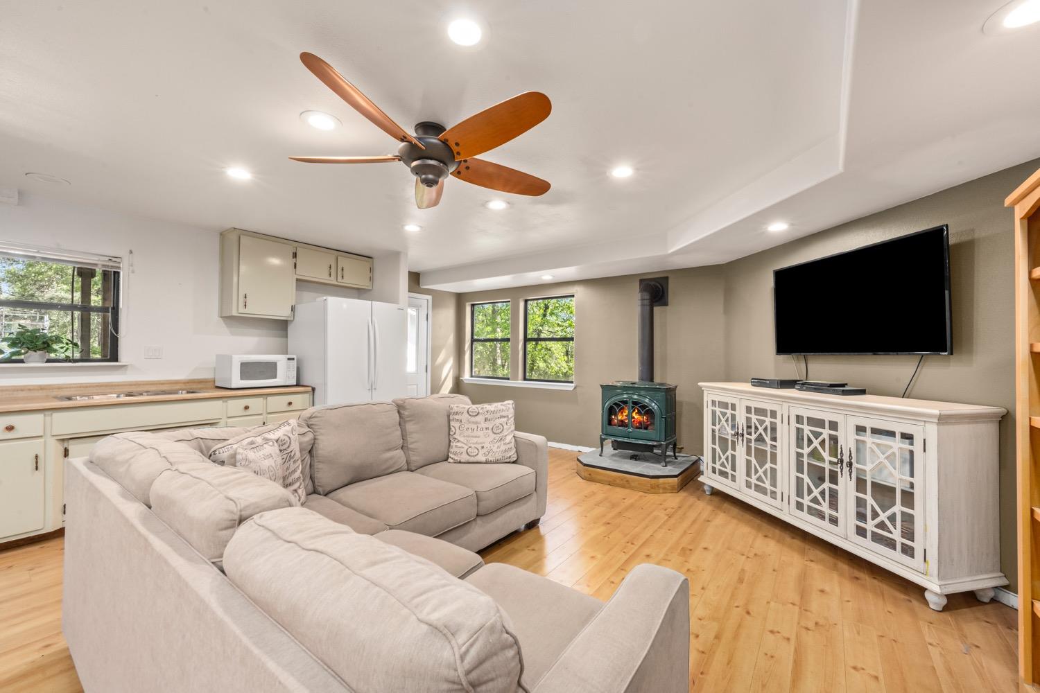 2851 Mount Danaher Road