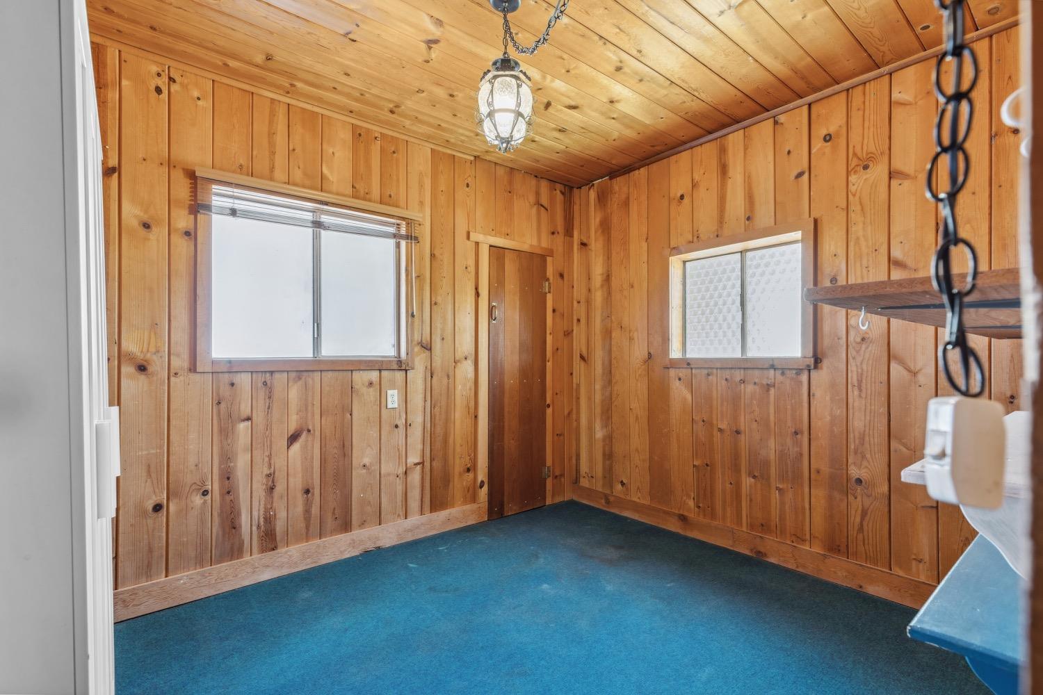 9348 Golden Gate Avenue