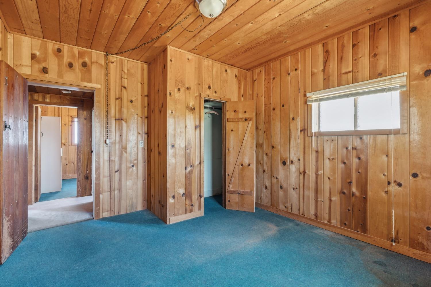 9348 Golden Gate Avenue