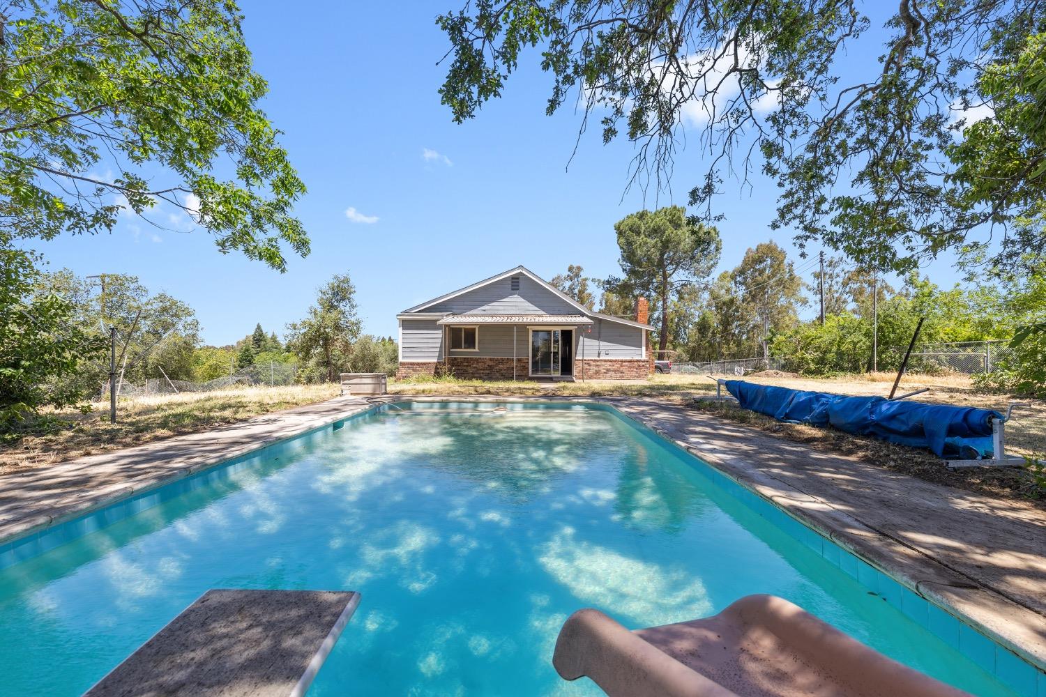 9348 Golden Gate Avenue