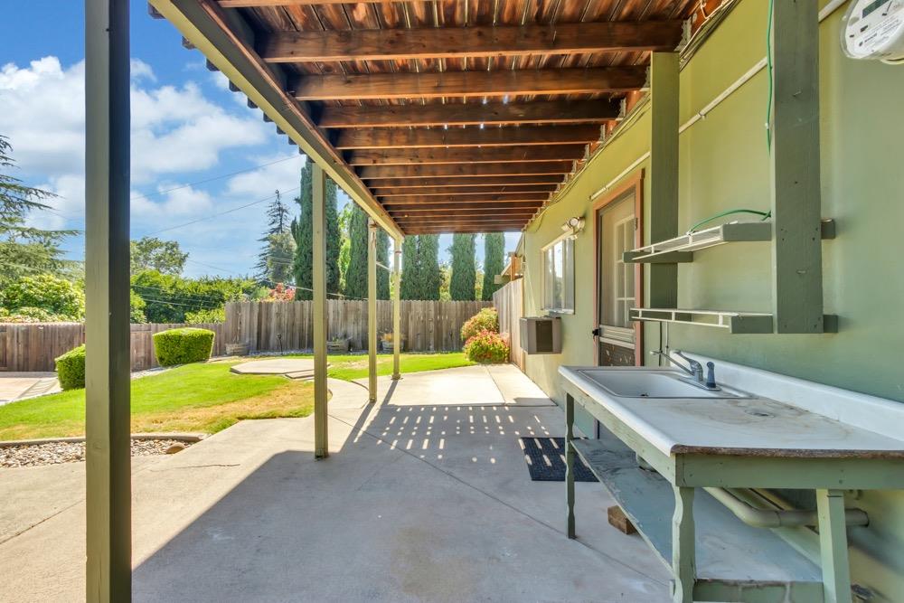 7652 Kensington Drive