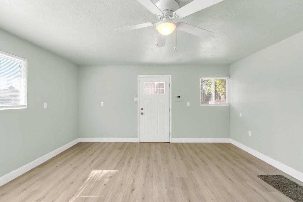 7652 Kensington Drive