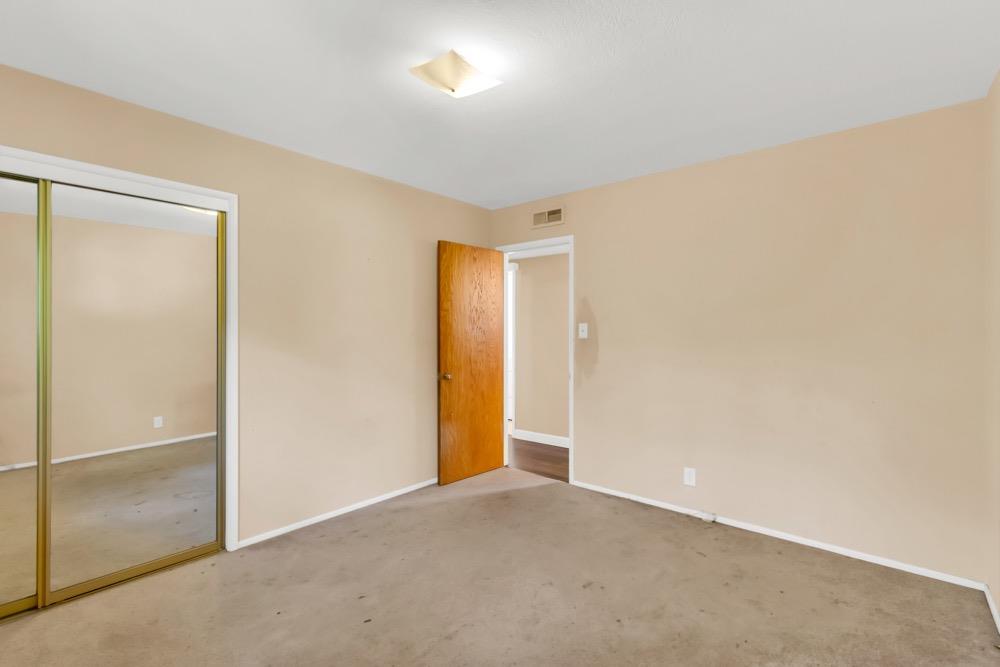 7652 Kensington Drive