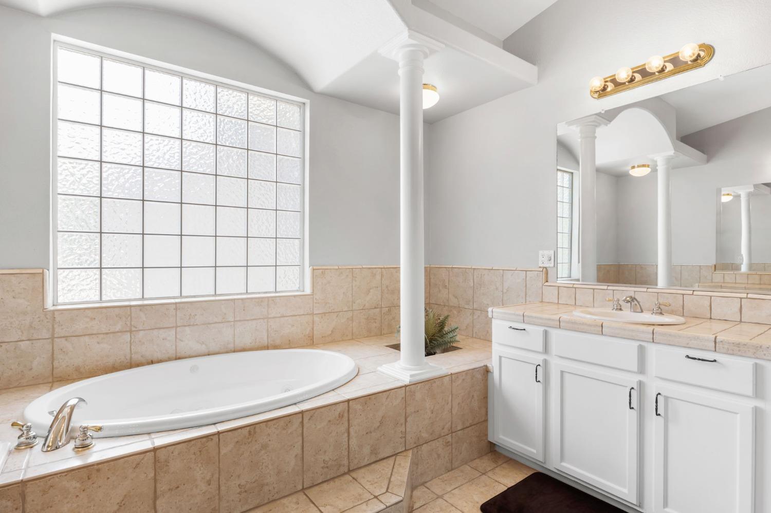 1004 Windjammer Drive