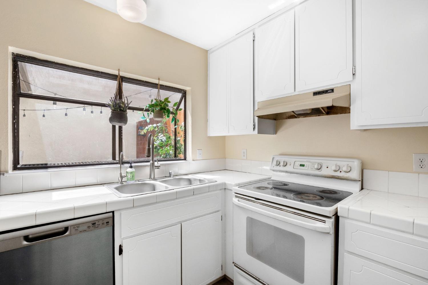 6934 Village Green Drive 21