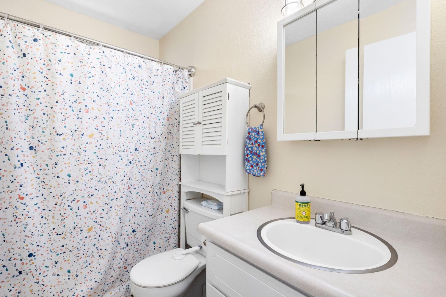 6934 Village Green Drive 21