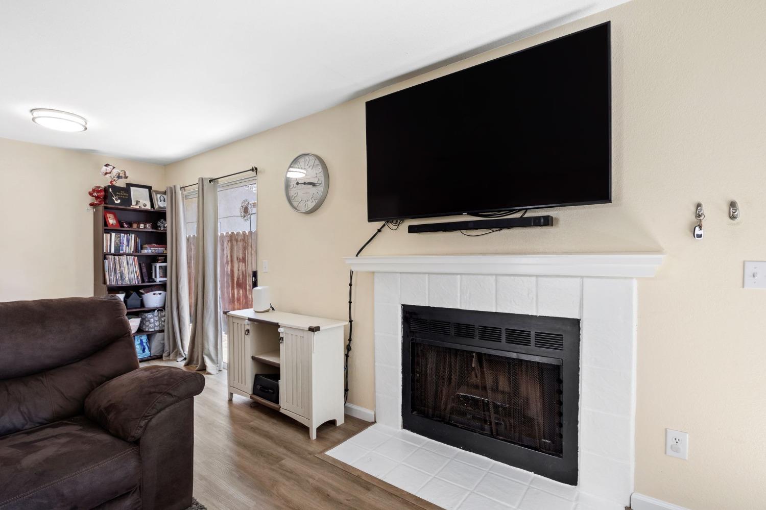 6934 Village Green Drive 21