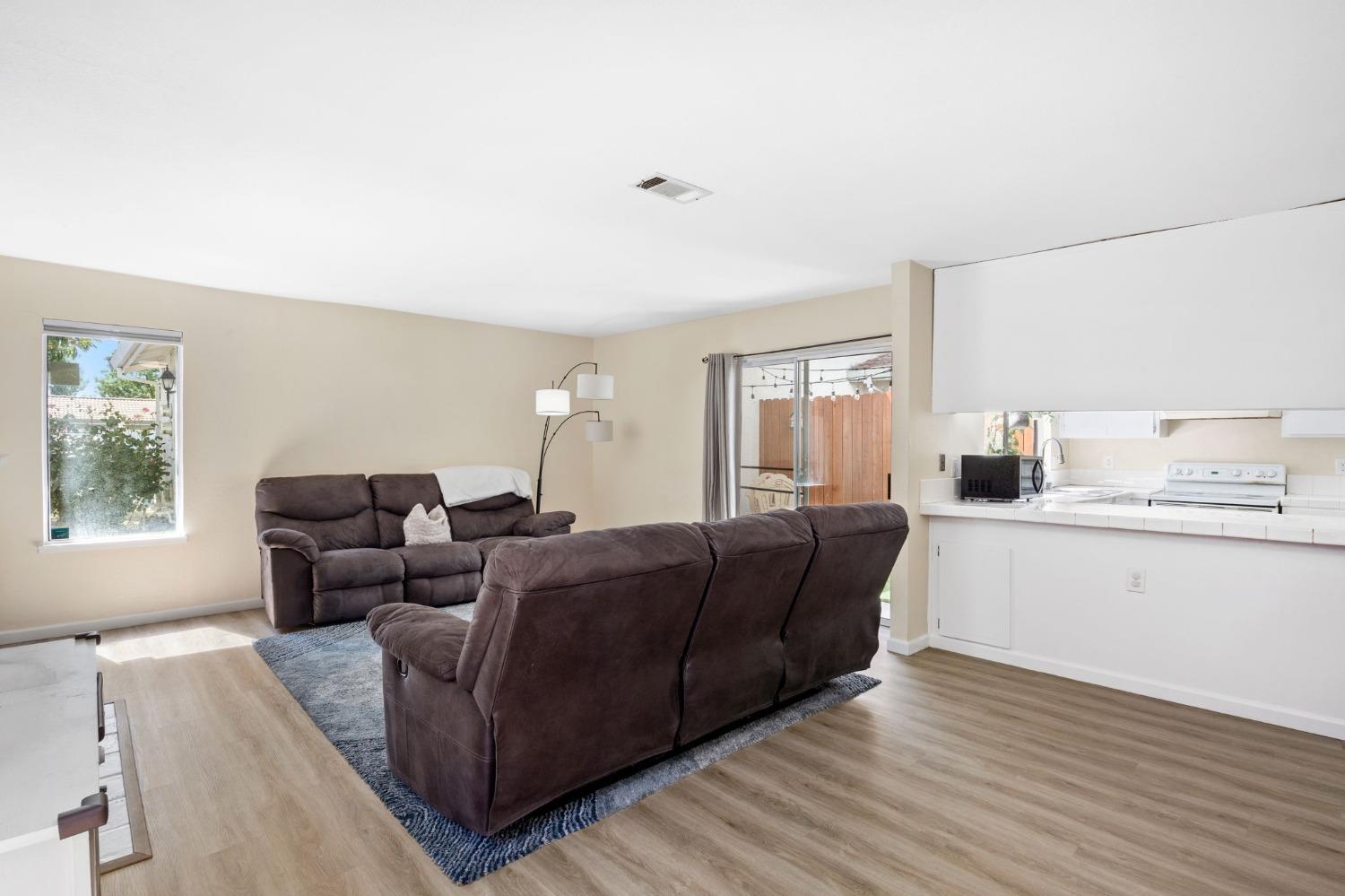 6934 Village Green Drive 21