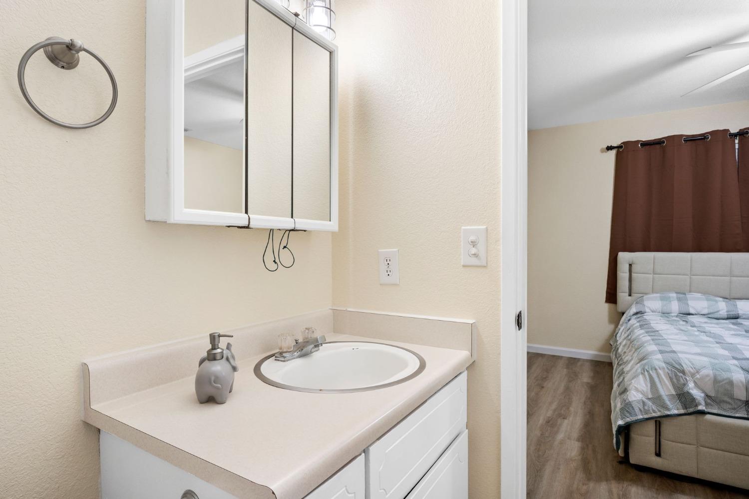 6934 Village Green Drive 21