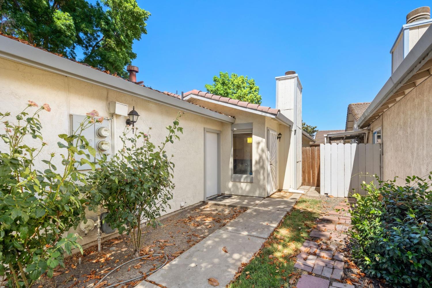 6934 Village Green Drive 21