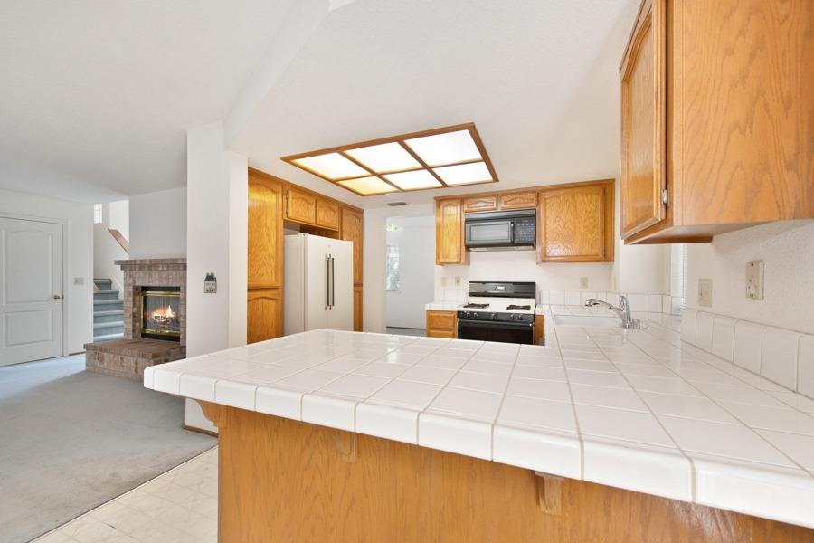 3716 Pine Hollow Way