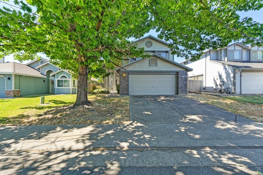 3716 Pine Hollow Way