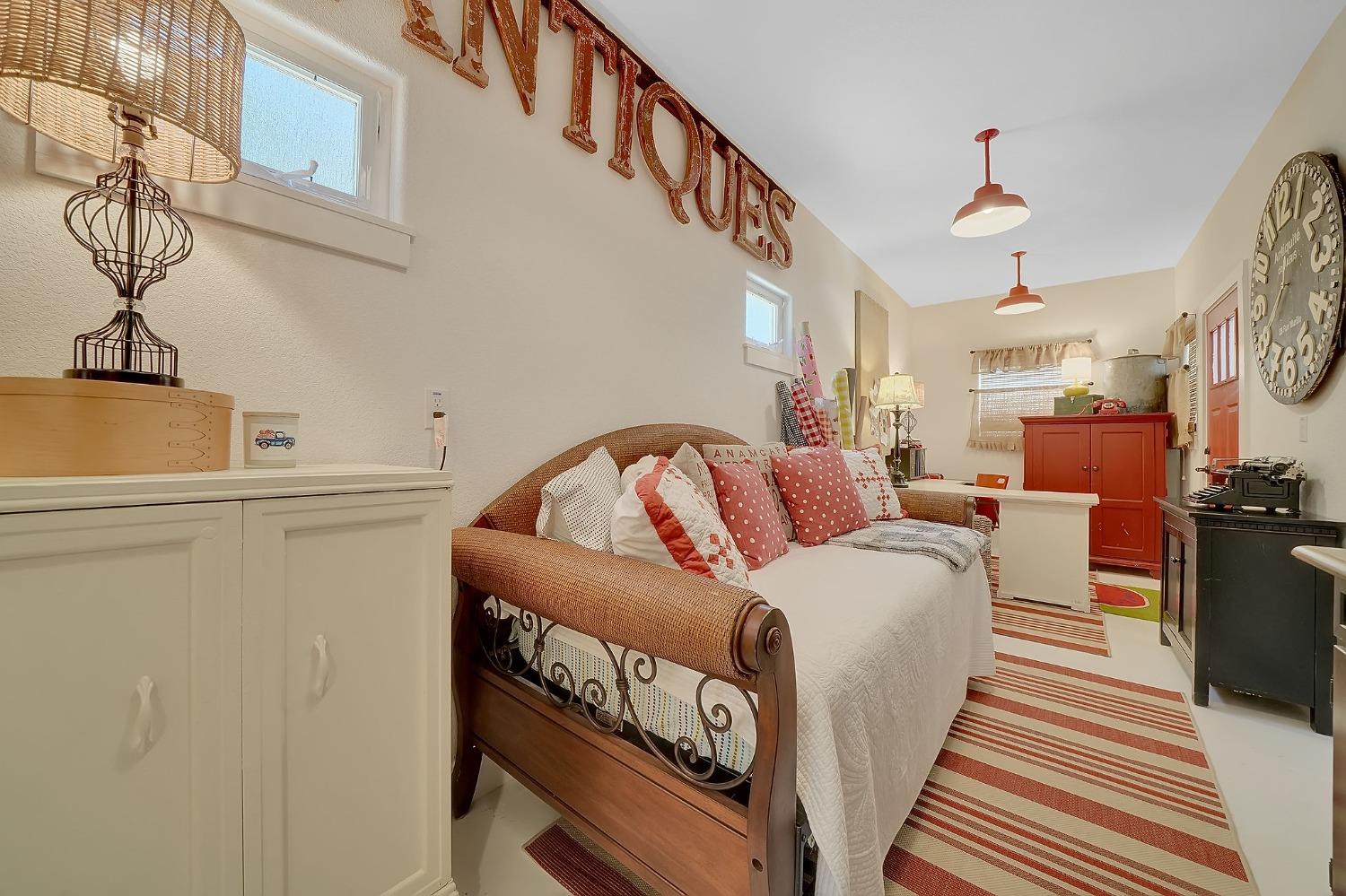 1665 Lili Valley Circle