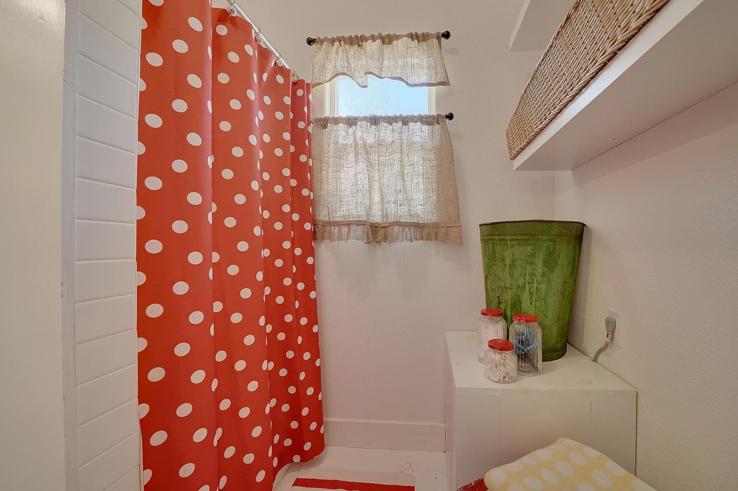 1665 Lili Valley Circle