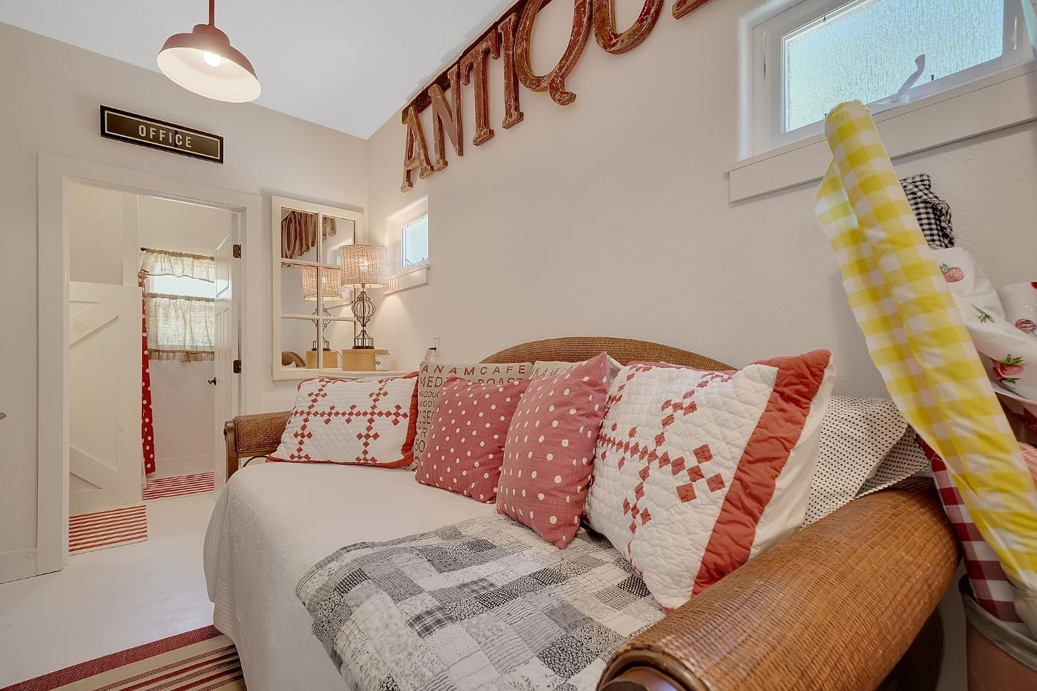 1665 Lili Valley Circle