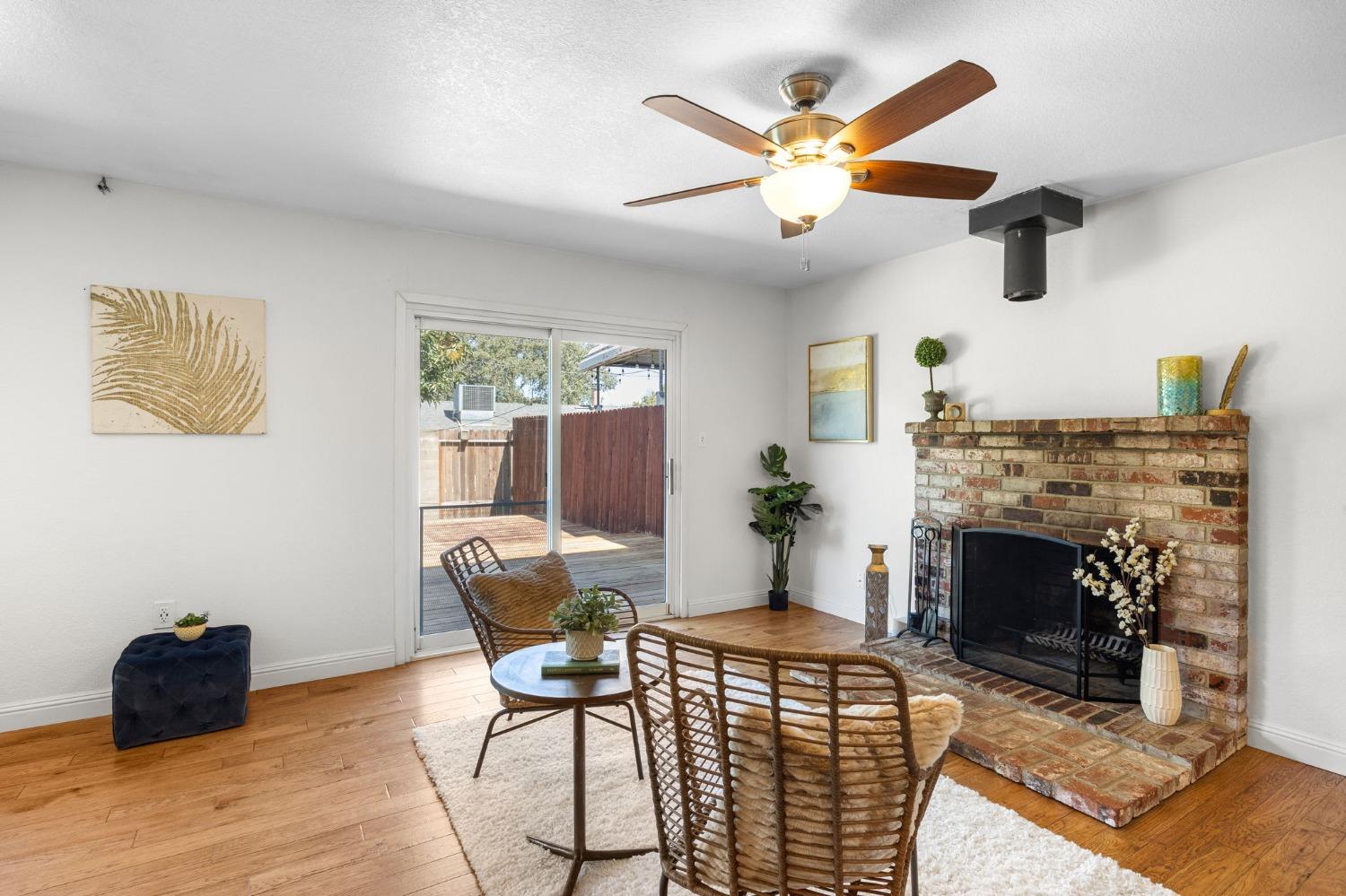 9758 Beachwood Drive