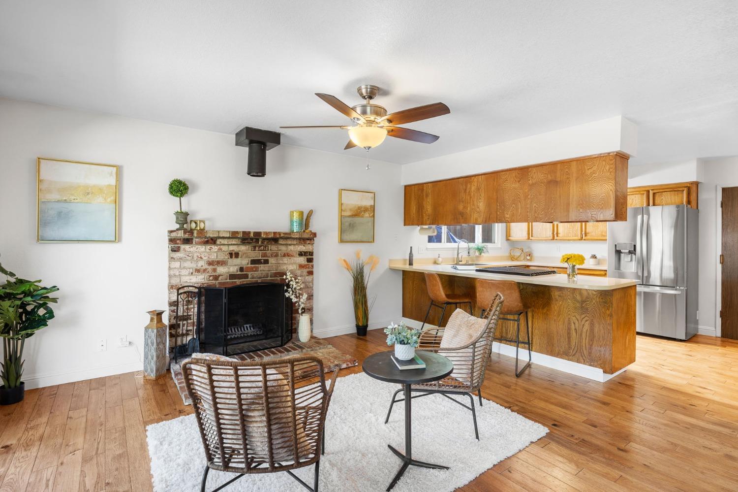 9758 Beachwood Drive