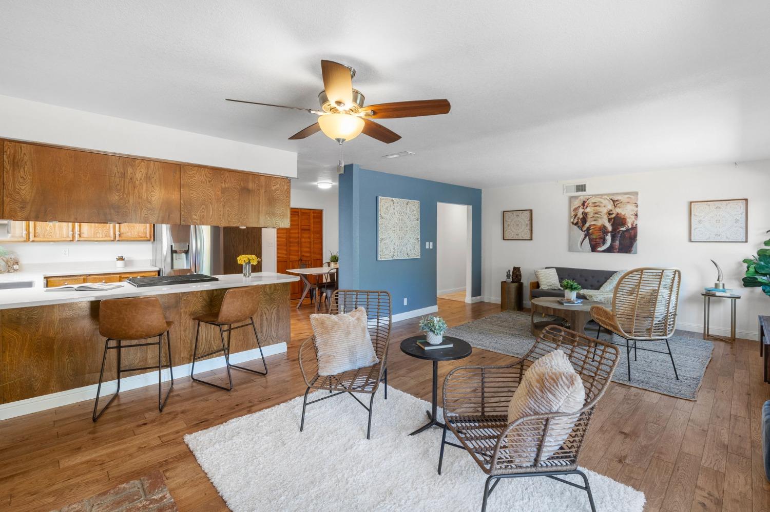 9758 Beachwood Drive