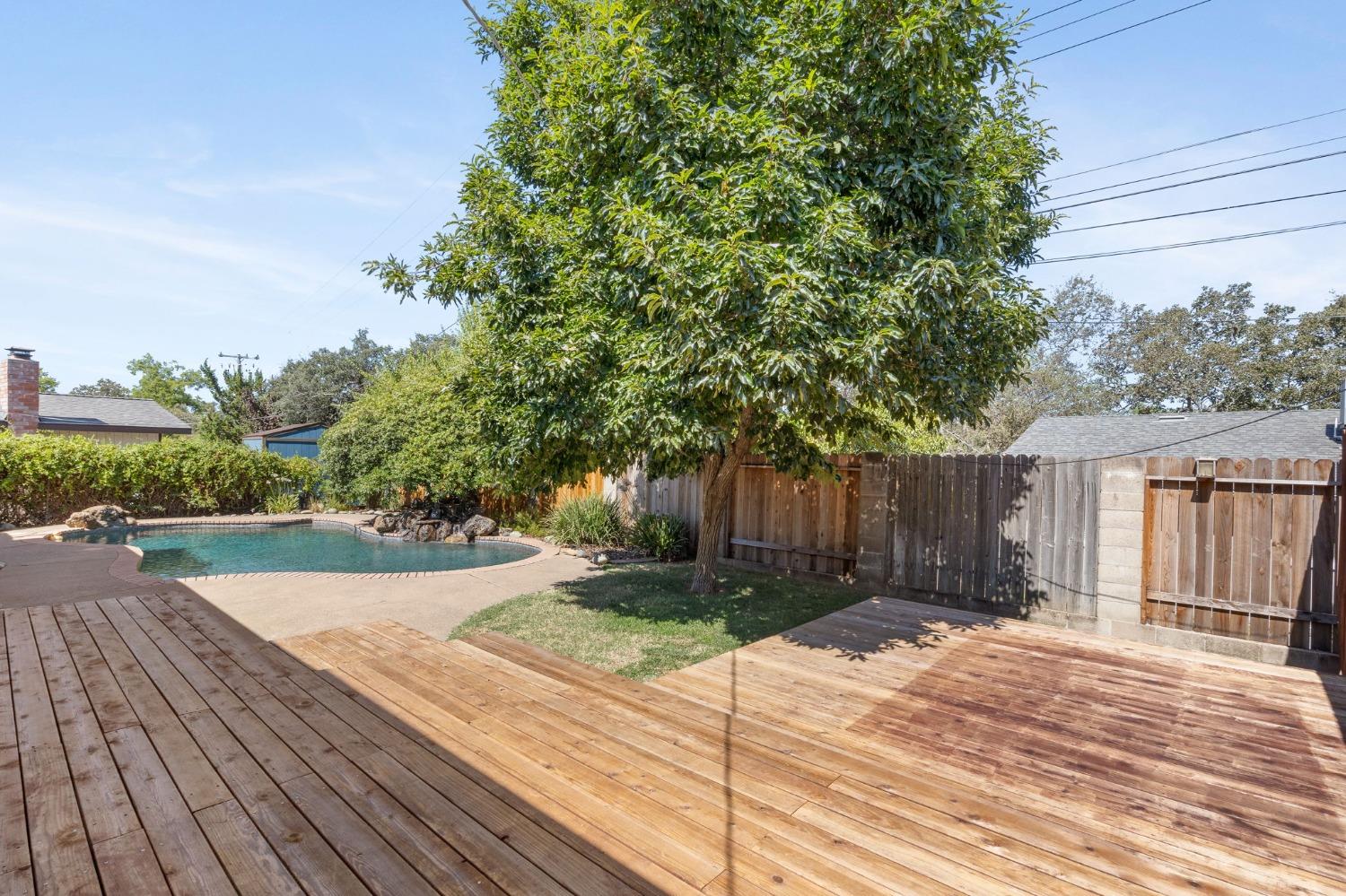 9758 Beachwood Drive