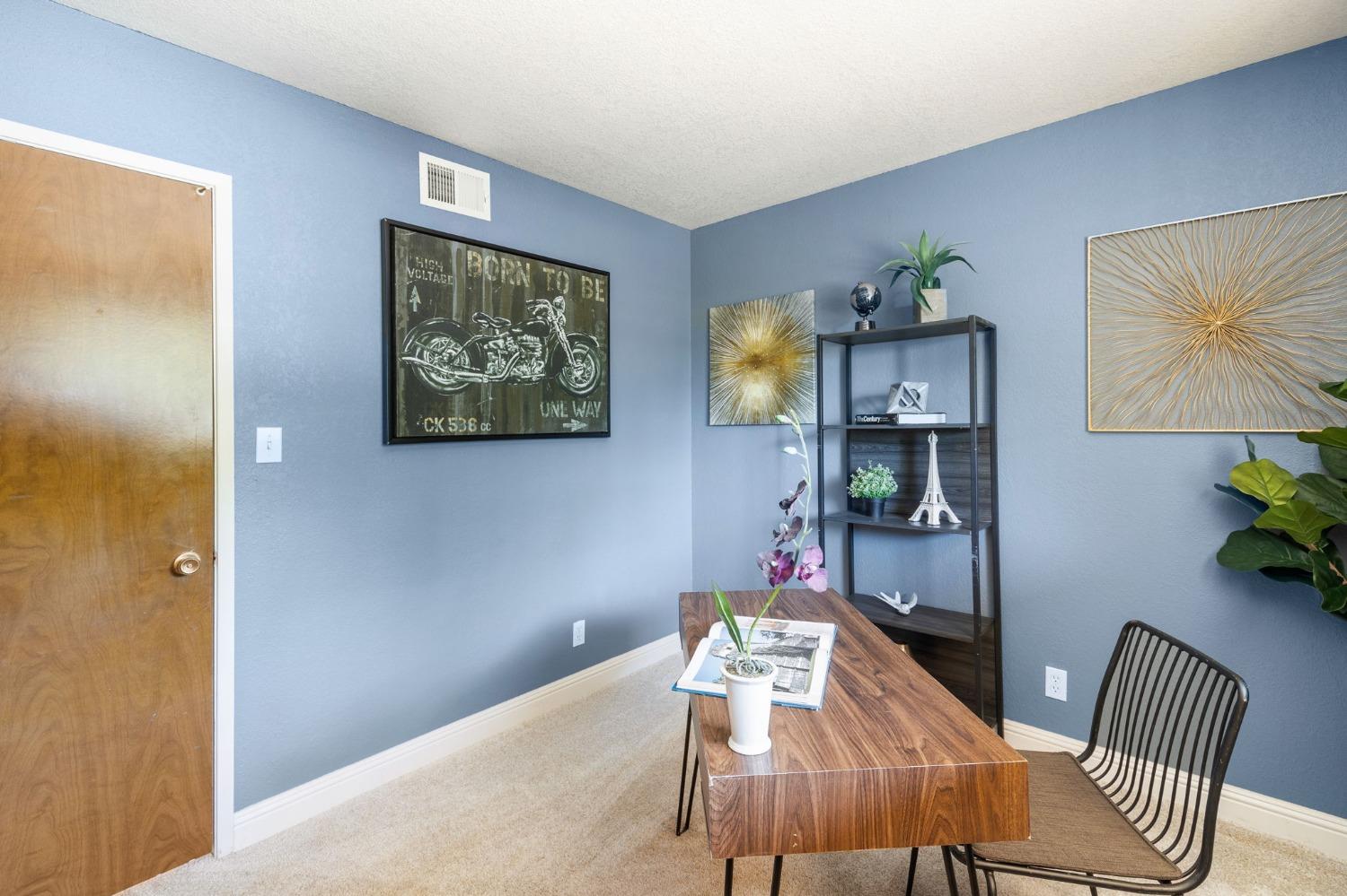 9758 Beachwood Drive