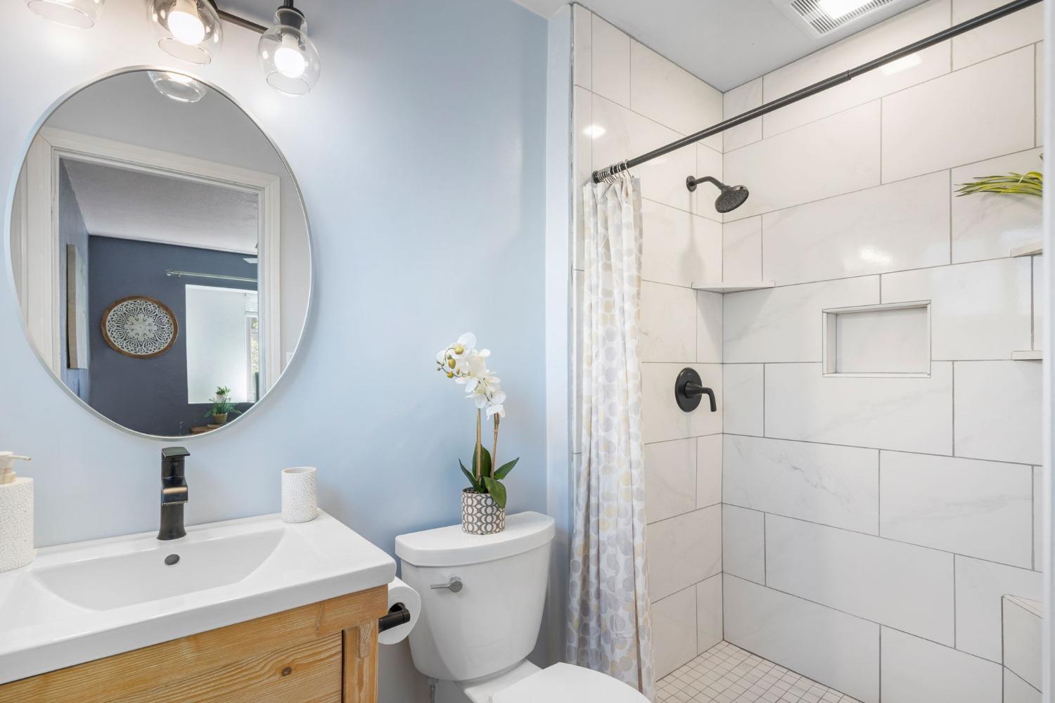 9758 Beachwood Drive