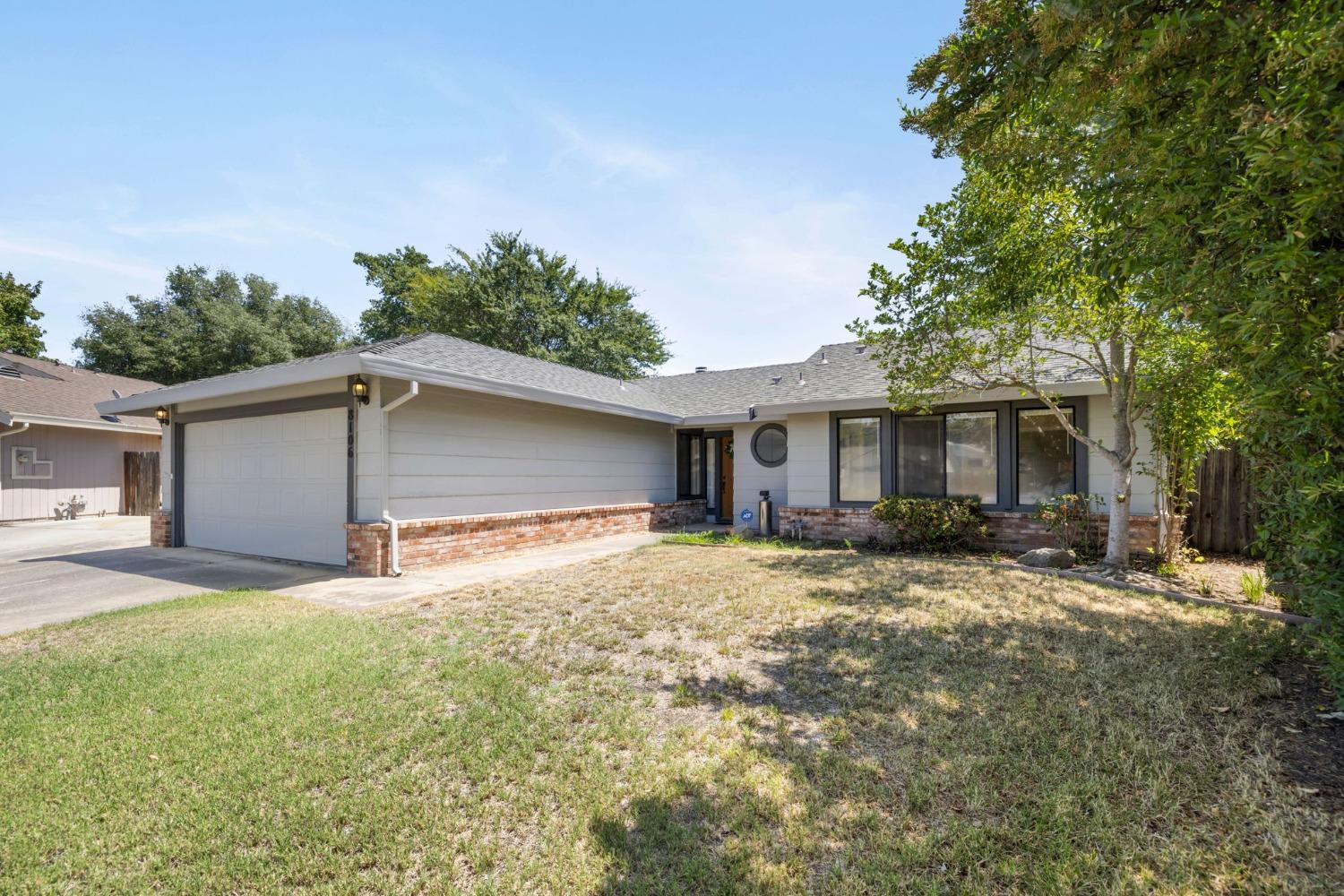 8106 Warmuth Court