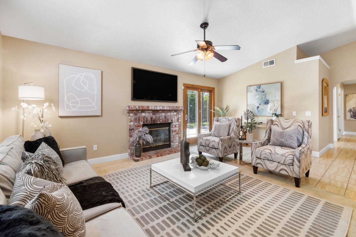 8106 Warmuth Court