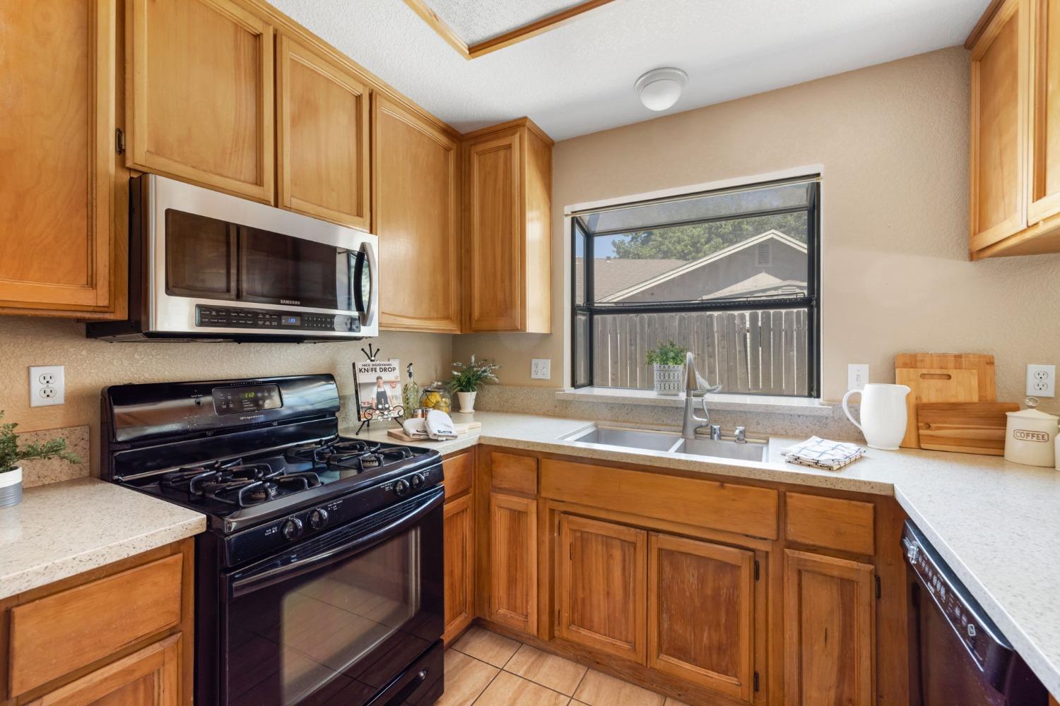 8106 Warmuth Court