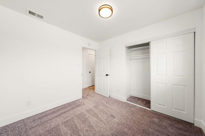 6013 Hillsdale Boulevard