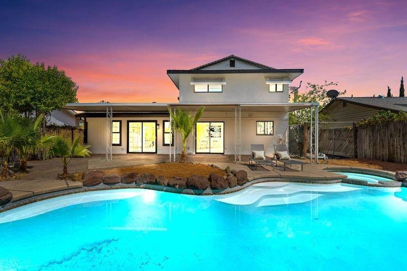 6013 Hillsdale Boulevard