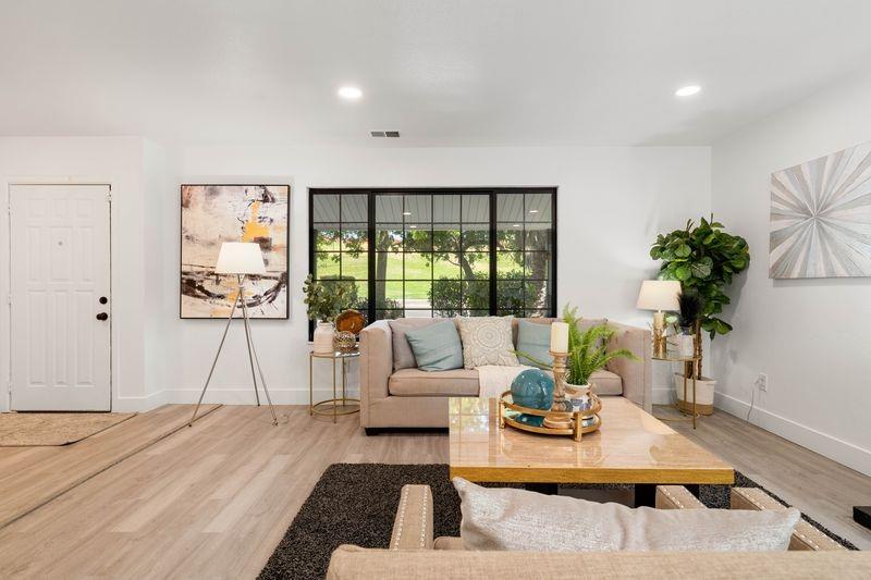 6013 Hillsdale Boulevard