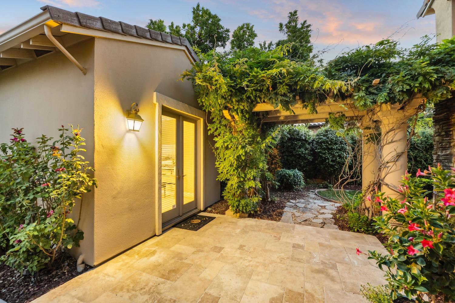 3975 Royal Troon Drive