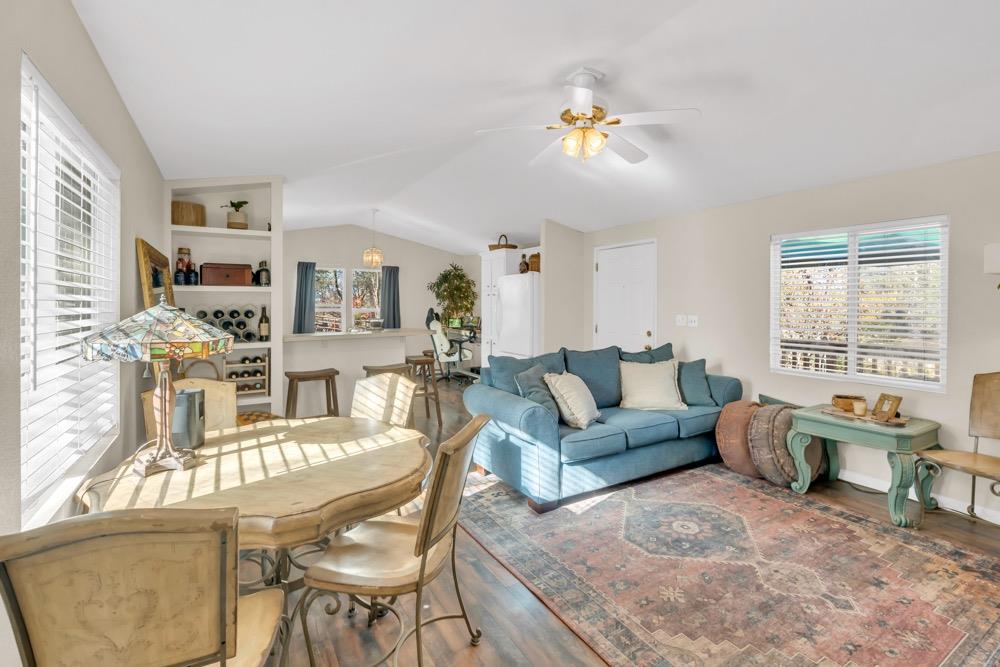 4940 Grandview Court