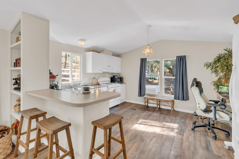 4940 Grandview Court