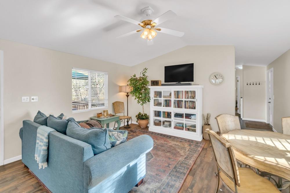 4940 Grandview Court