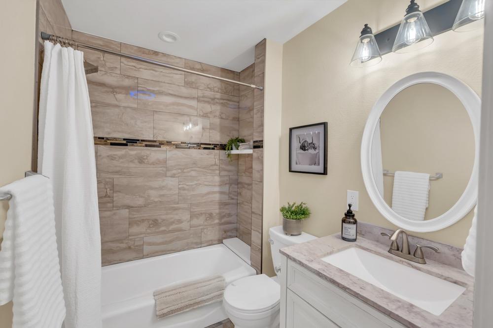 4940 Grandview Court