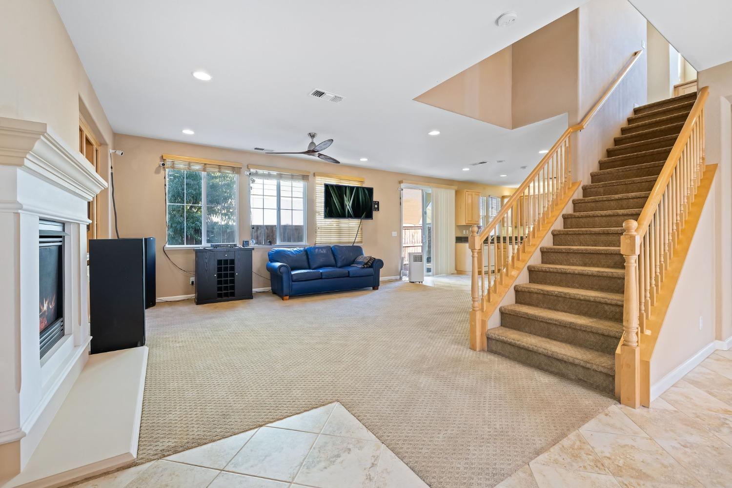 20865 Grapevine Drive